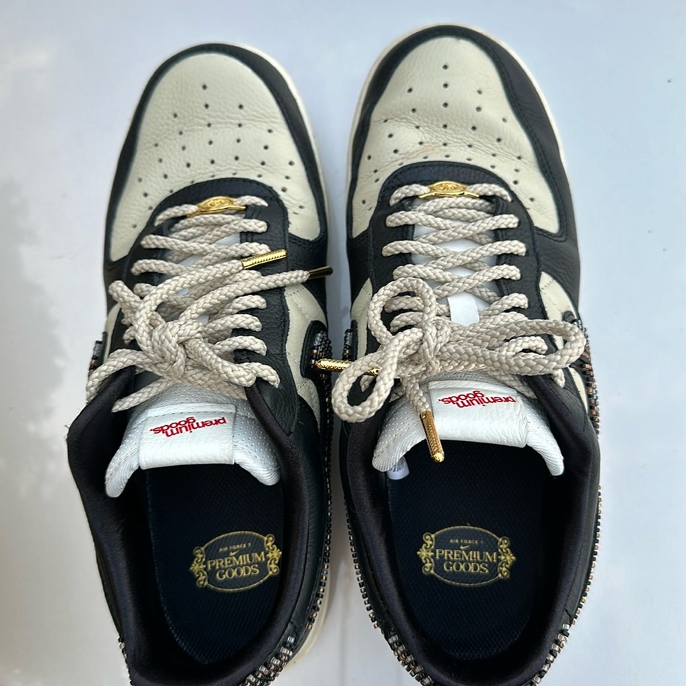 Nike premium goods Air Force 1 10.5 Women. AF1 Black and tan with gold design